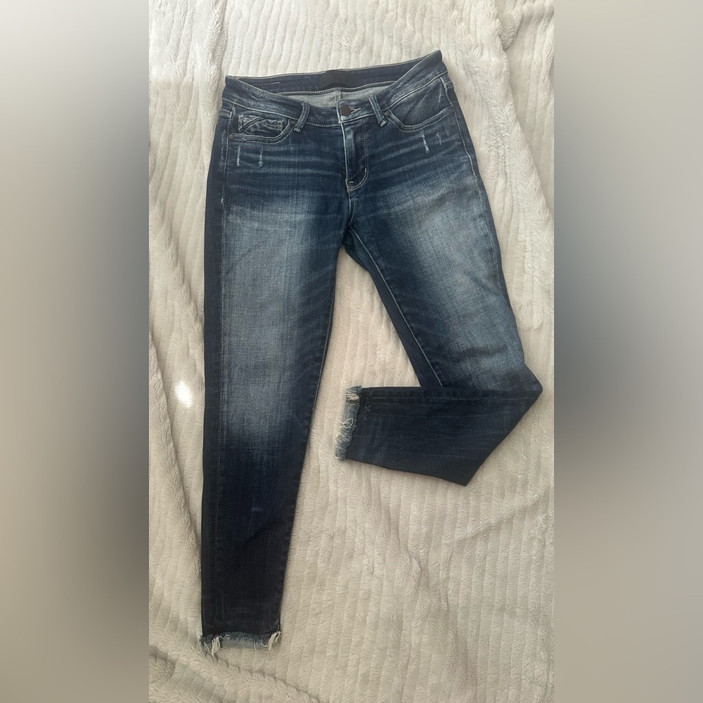 Buckle Jeans